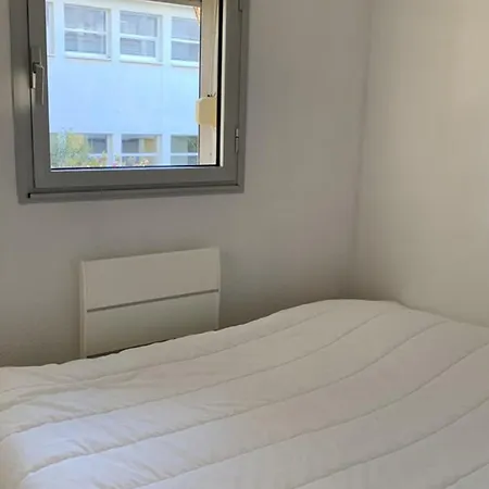 Renove Avec Parking - 4 Pers. - Fr-1-335-210 * Hyères